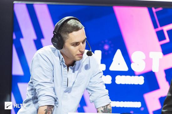 电竞显示器刷新率突破新高240Hz引领市场